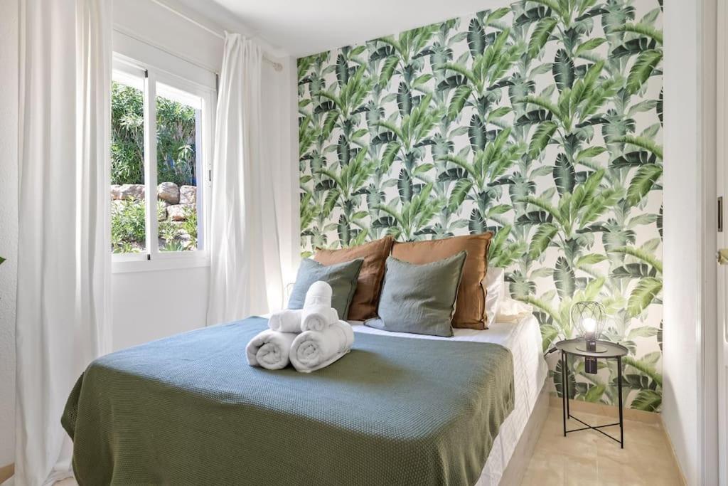 Beautiful 3 Bed Stylish & Cozy Apartment - Susanna Suite Михас Экстерьер фото